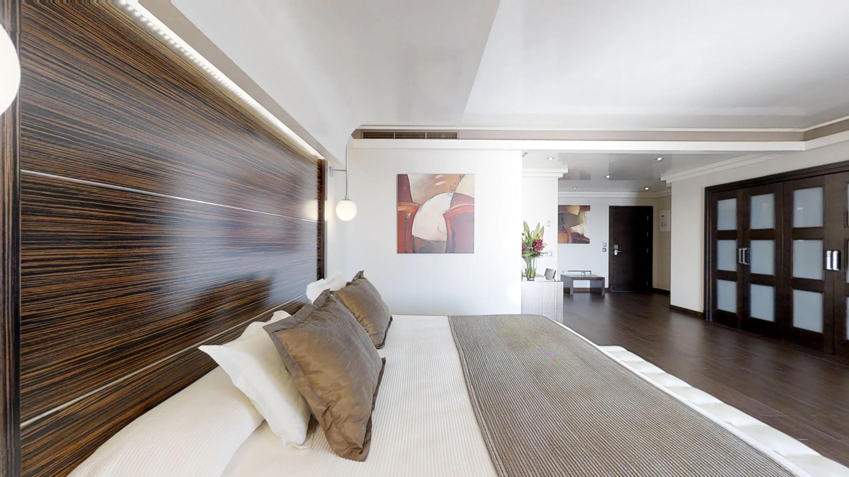 Vincci Seleccion Aleysa Hotel Benalmadena Bagian luar foto A bedroom at the Mandarin Oriental