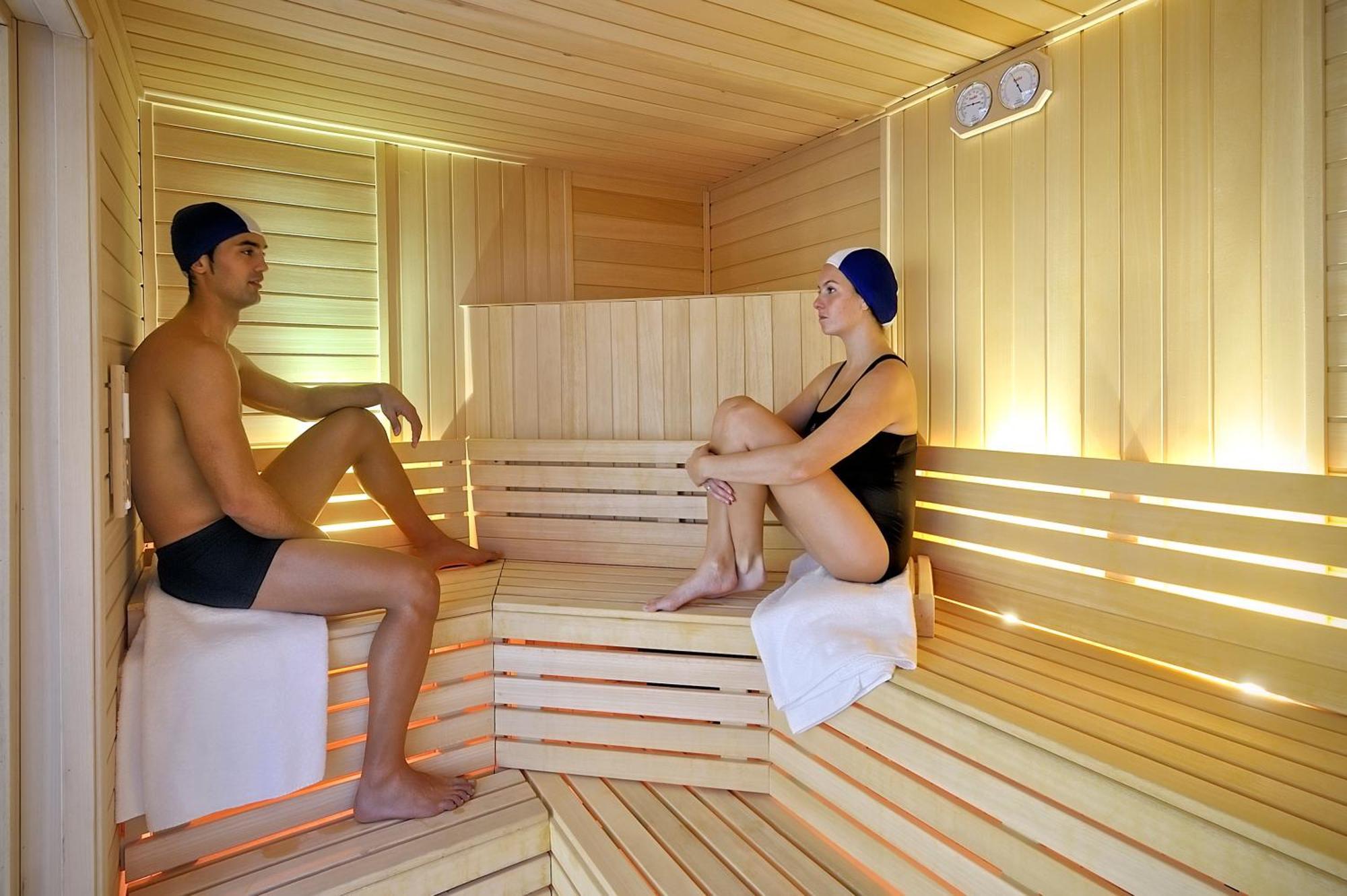 Vincci Seleccion Aleysa Hotel Benalmadena Bagian luar foto Sauna