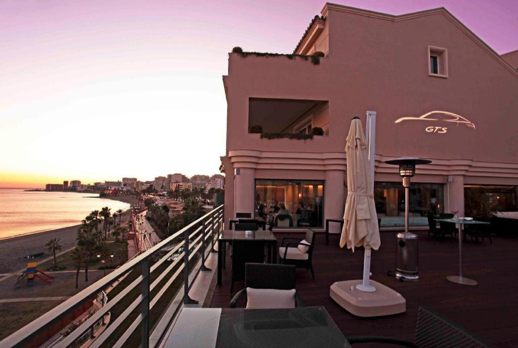 Vincci Seleccion Aleysa Hotel Benalmadena Bagian luar foto The hotel's terrace